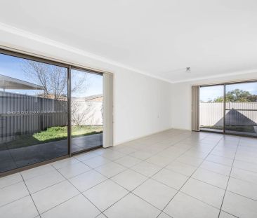 Single Level Townhouse with Lock up Garage - Photo 1