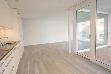 Luminous 3.5-room apartment with view of the Biel Schüssinsel - Photo 2