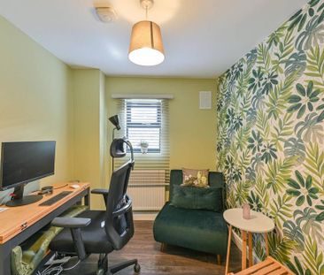 2 bedroom flat to rent - Photo 3