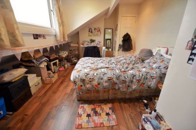 3 bedroom House in Woodside Avenue, Leeds - Photo 2