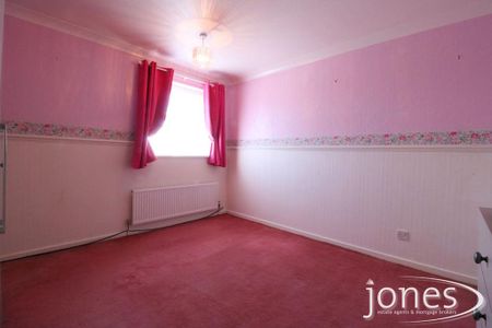 3 bedroom terraced house to rent - Photo 4