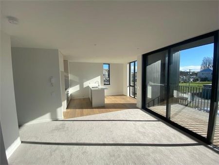 101/198 Gloucester Street, City, Christchurch City - Sunny City Centre Apartment in Prime Location - Photo 4