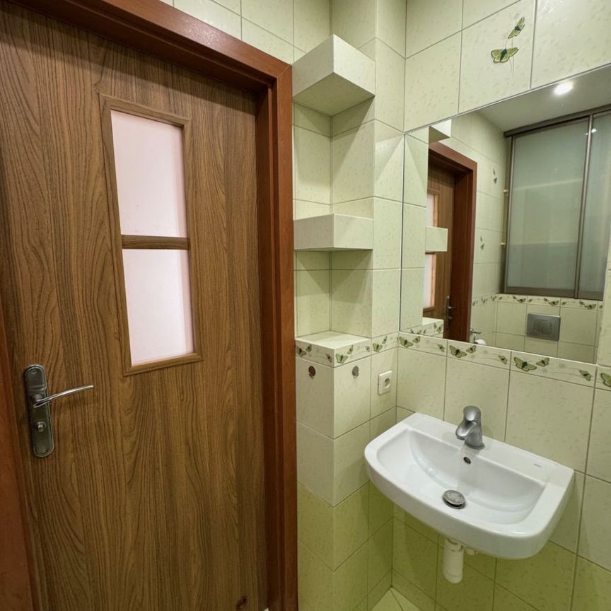 Łódź, Chóralna - Photo 1