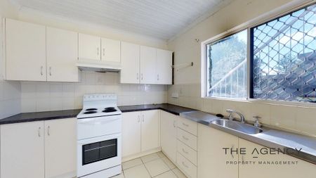 Ideal Low Maintenance Living - Photo 3