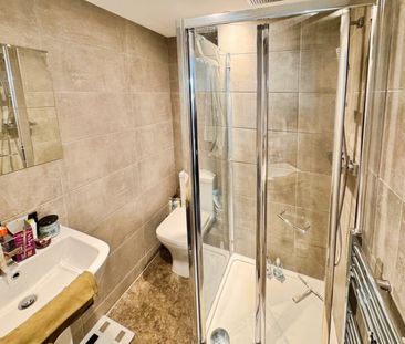 London Road, Southend-On-Sea - Photo 5