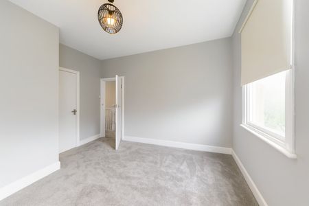 2 Bed Flat, North Grove, N15 - Photo 3