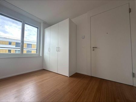 Alterswohnungen: Helle 3.5-Zimmer-Wohnung im 2. OG Gesundheitszentr... - Photo 3