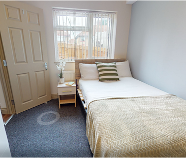 1 bedroom in a house share to rent - Photo 4