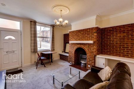 1 bedroom terraced house to rent - Photo 3