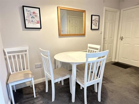 3 bedroom apartment to rent - Photo 5