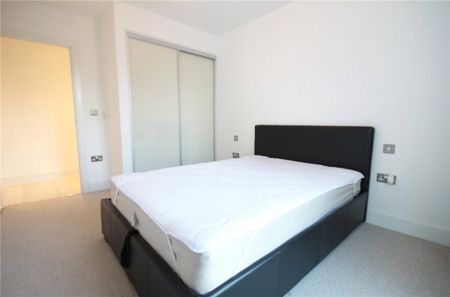 Lakeside Drive, Park Royal, Ealing, London, NW10 7GE - Photo 2