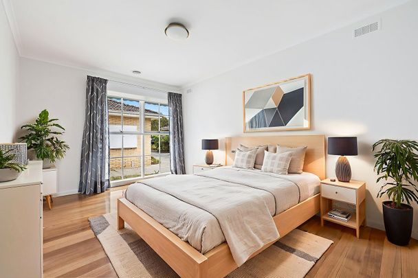 Villa Unit with LUG in great location - Photo 1