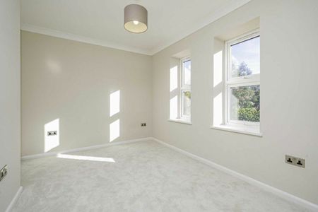 St. Margarets Road, St Margarets, TW1 - Photo 3