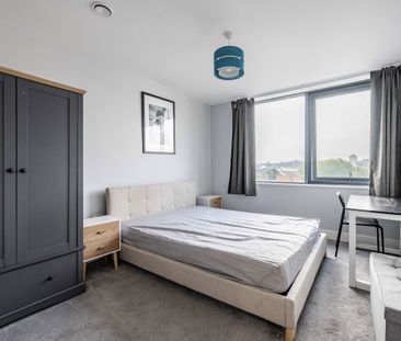 Prince Of Wales Road - Photo 6