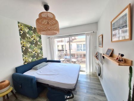 Location Appartement 1 pièce 21m² LES SABLES D OLONNE 85100 - Photo 2