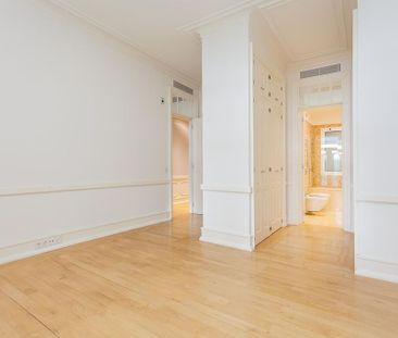 2 room luxury Flat for rent in Lisbon - Photo 3