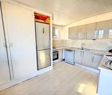 Location Appartement 3 pièces 54m² AIX EN PROVENCE 13100 - Photo 2