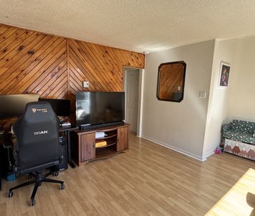 4 1/2 Au Rez-de Chaussé Duplex - Photo 1