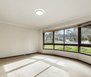 10 Highland Boulevard, Ringwood - Photo 4