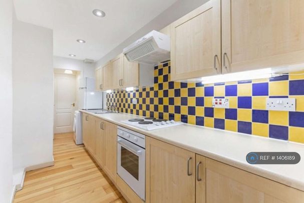 1 bedroom flat to rent - Photo 1