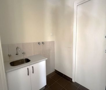 Three Bedroom Townhouse Newport- Garage not available to this property - Photo 5