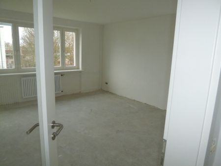 Viel Platz zum Wohlfühlen: Helle 4‑Zimmer‑Wohnung mit Loggia - Foto 4