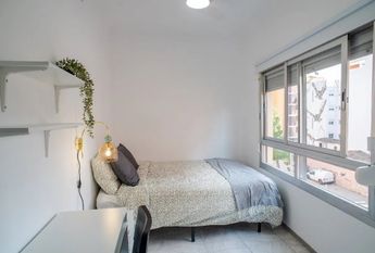 Carrer de Sant Lluís Bertran, Torrent, Valencian Community 46900