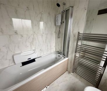 3 bedroom semi-detached house to rent - Photo 6