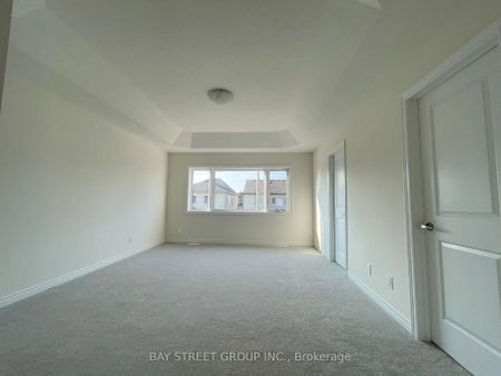 Property For Lease | X8196766 - Photo 3