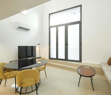 Barcelona - Photo 3