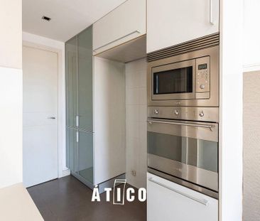 Luxury penthouse for rent in Barcelona, Catalonia - Photo 6