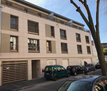 location Appartement T3 DE 60.56m² À CACHAN - Photo 3