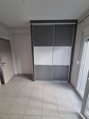 Διαμέρισμα για ενοικίαση Καλούτσιανη - Κουραμπάς (Ιωάννινα) - Φωτογραφία 3
