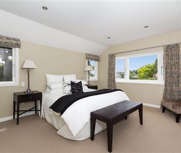 REMUERA - 4 Bedrooms House (plus 1 Office) - Photo 2