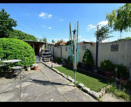 2 bedroom terraced house to rent - Photo 2