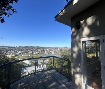 Gorgeous Views On Great North Road - Photo 6