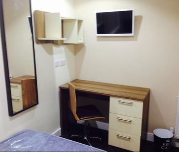 Room in a Shared House, Hubert Road, B29 - Photo 3