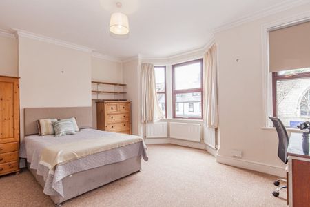 Cowley Road, East Oxford - Photo 5