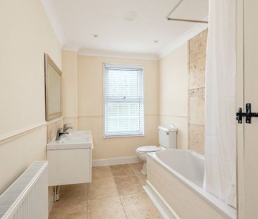 William Street, Sittingbourne, Kent, ME10 - Photo 1