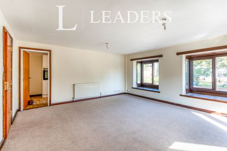 3 bedroom apartment to rent Havant Road, Drayton, Portsmouth, PO6 - Photo 5