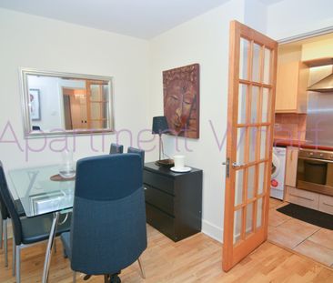 Flat, E14 3WB, London - Photo 1