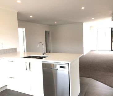 Exceptional family home - Photo 6