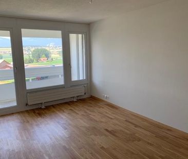 Beaux appartements de 3 pièces entièrement rénové ! Loyer dès CHF 1... - Photo 2