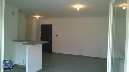 Location Appartement 2 pièces 44m² HONFLEUR 14600 - Photo 2