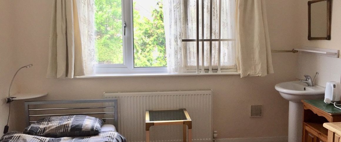 Room in a Shared House, Park Place, W3 - Photo 1