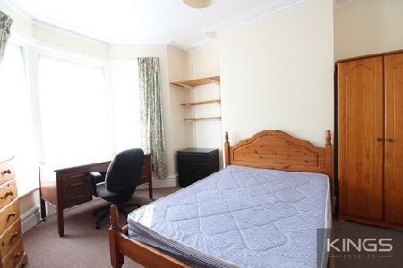 5 bedroom terraced house to rent - Photo 3