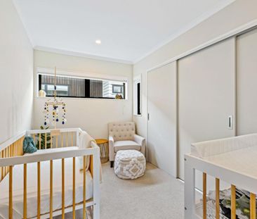 Modern family home in Hobsonville - Photo 1
