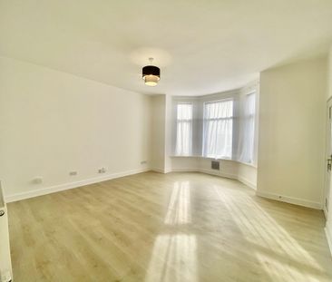 Bullar Road, Southampton - Photo 1