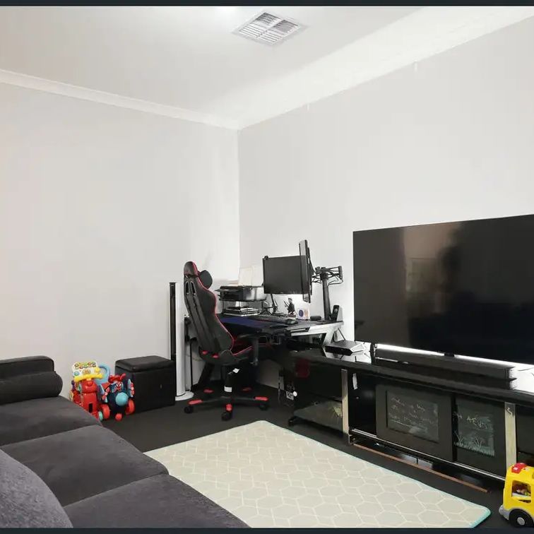13 Debelle Way, Clarkson WA 6030 - Photo 1
