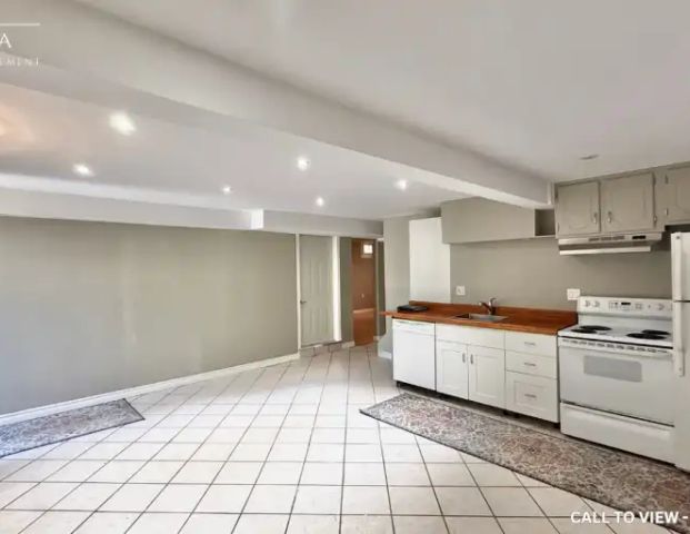 2-218 Forestwood Dr, Kitchener, Ontario N2N 1B9 | 218 Forestwood Drive 2, Kitchener - Photo 1